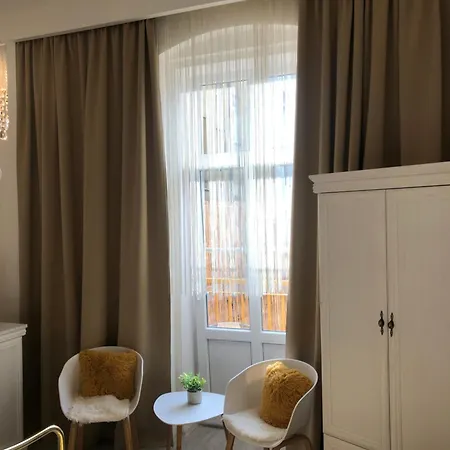 Apartment Tomas Silver